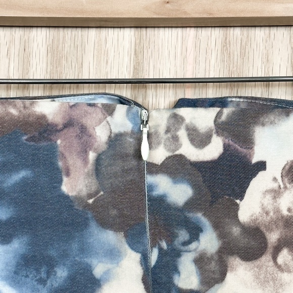 TOV Watercolor Floral Pencil Skirt Sz 40 - Picture 5 of 7